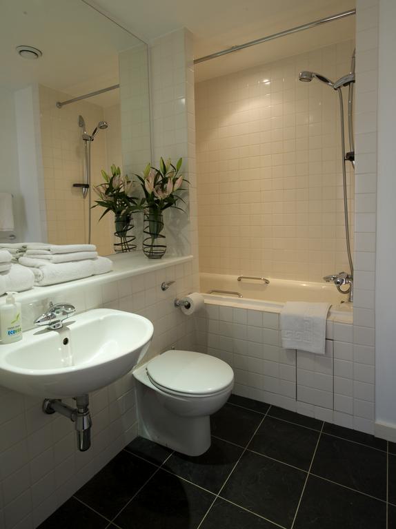 Stay Deansgate Apartments For 14 Nights Plus Манчестер Номер фото